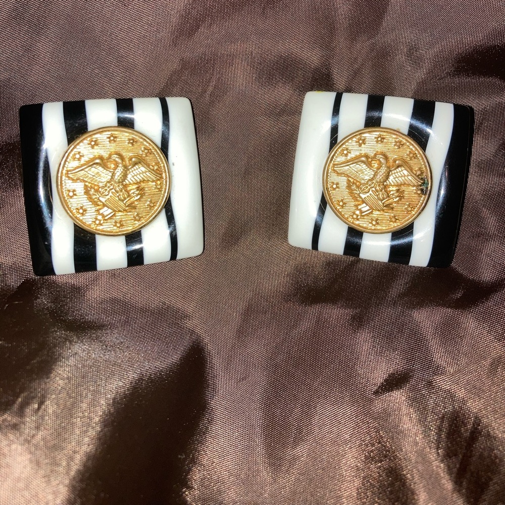 Vintage earrings with coin center design